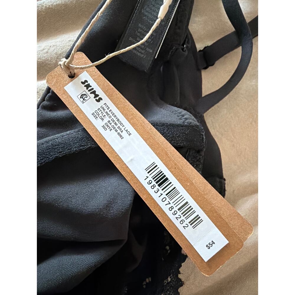 Skims fits everybody lace unlined Demi bra onyx 30D - Picture 5 of 5
